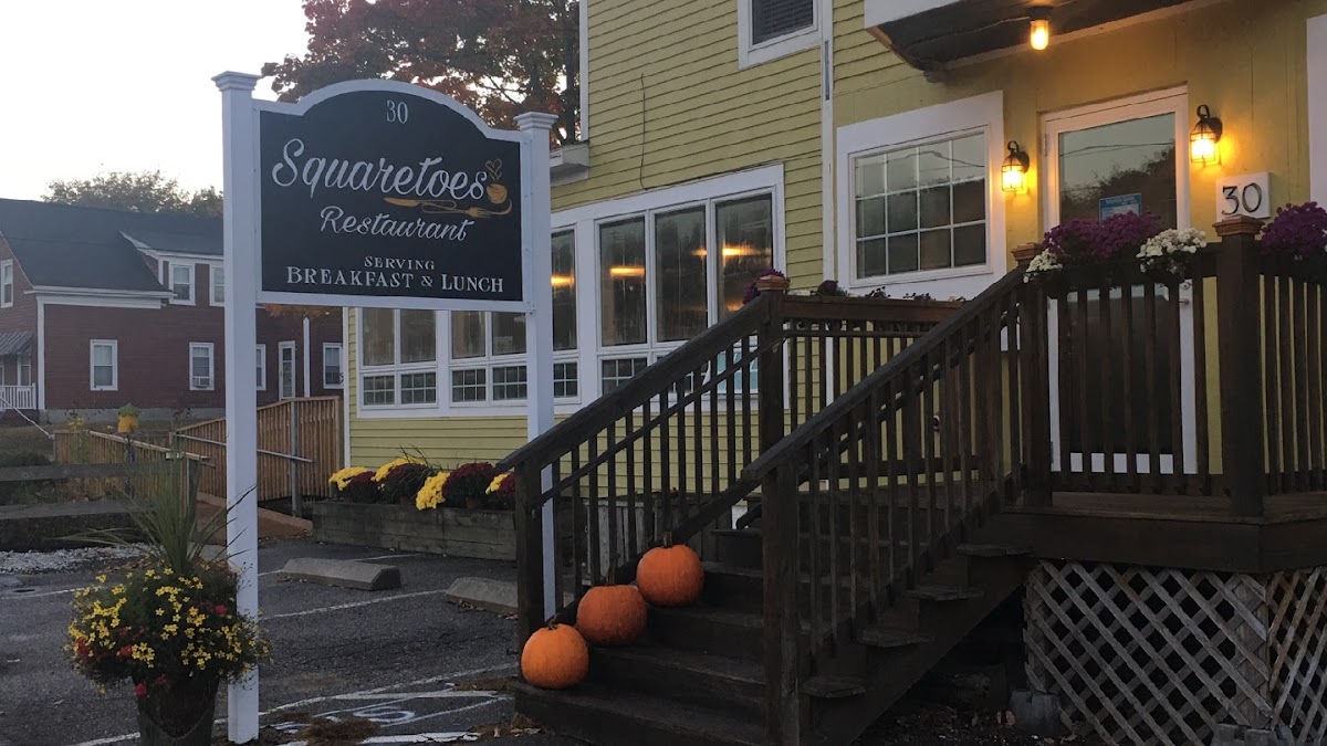 Squaretoe's Restaurant Interior